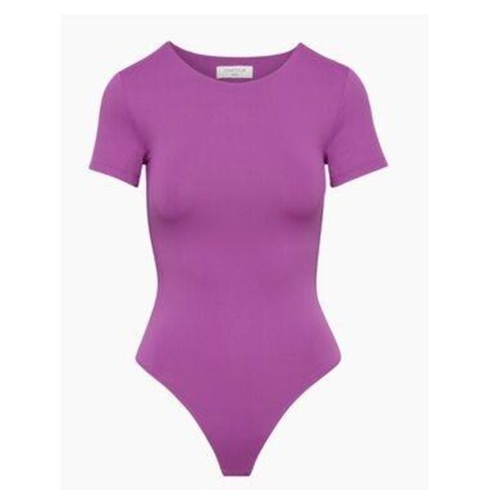 Aritzia Babaton Contour Crew Short Sleeve Bodysuit Ube Purple Small